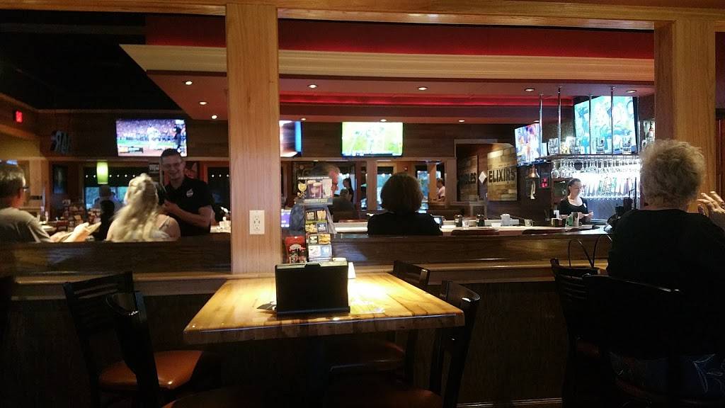 Applebees Grill + Bar | restaurant | 7995 113th St, Seminole, FL 33772, USA | 7272587079 OR +1 727-258-7079