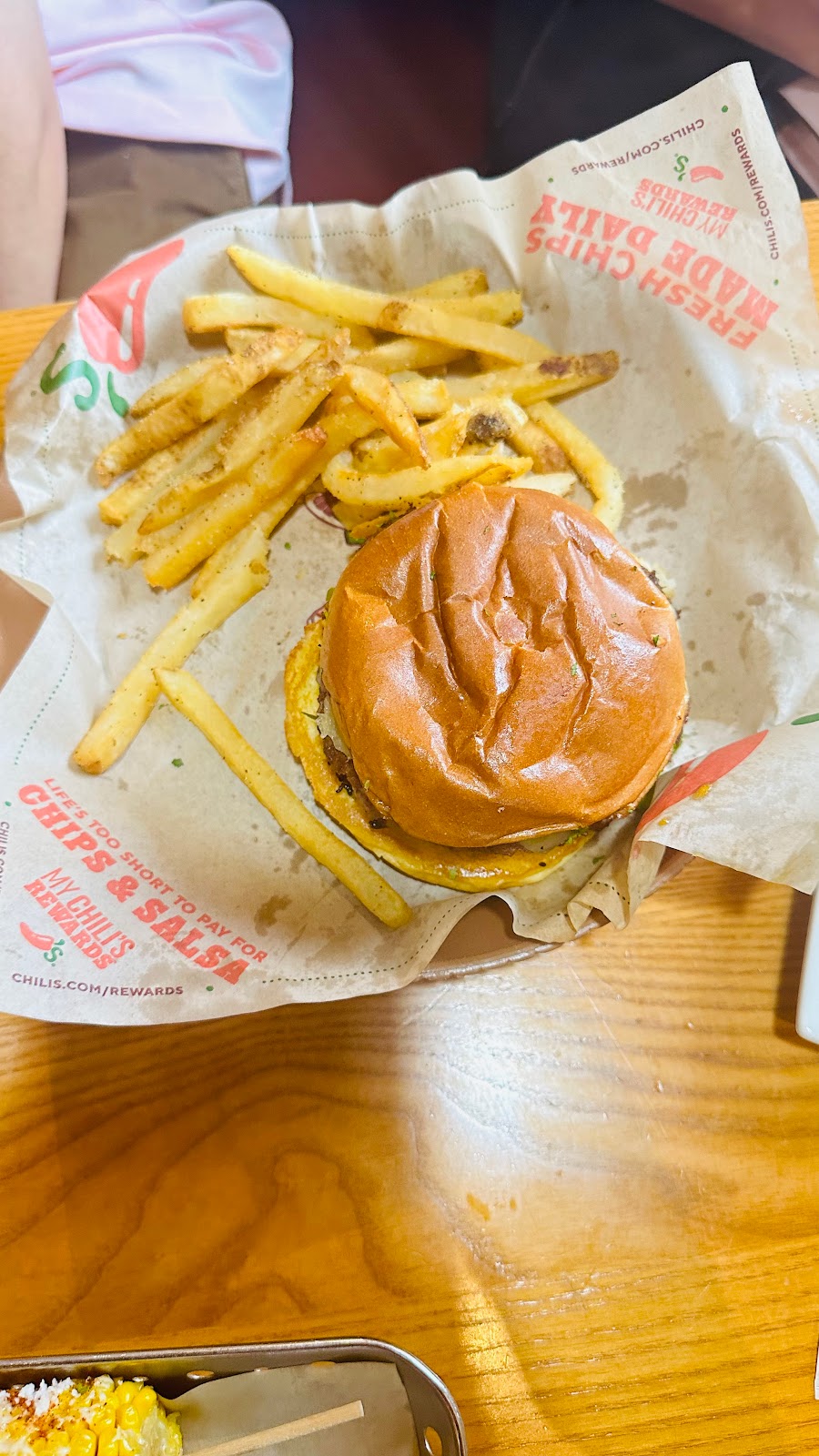 Chili’s | restaurant | 770 Commons Dr, Parkesburg, PA 19365, USA | 6108579443 OR +1 610-857-9443