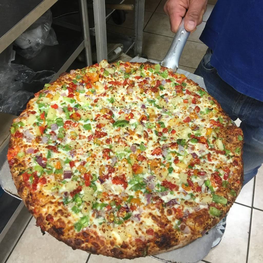 Pizza Fiamma | restaurant | 10061 McLaughlin Rd, Brampton, ON L7A 2X5, Canada | 9058401000 OR +1 905-840-1000