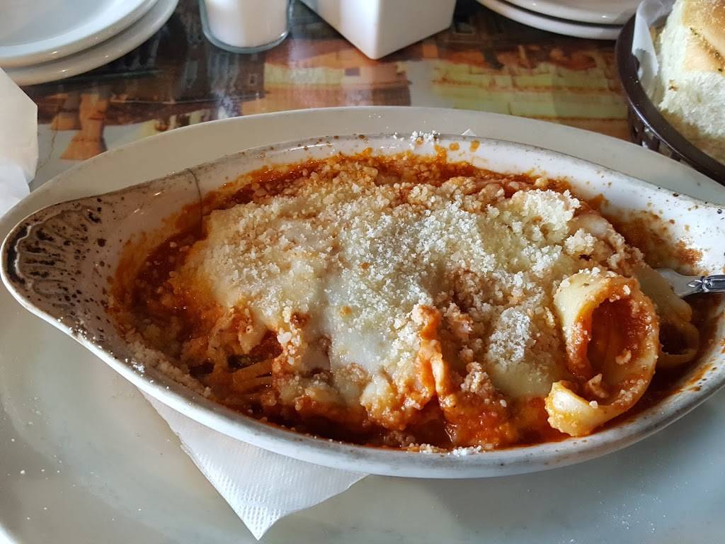 Amores Pasta & Pizza | restaurant | 111 S Cedar Ridge Dr, Duncanville, TX 75116, USA | 9722962444 OR +1 972-296-2444