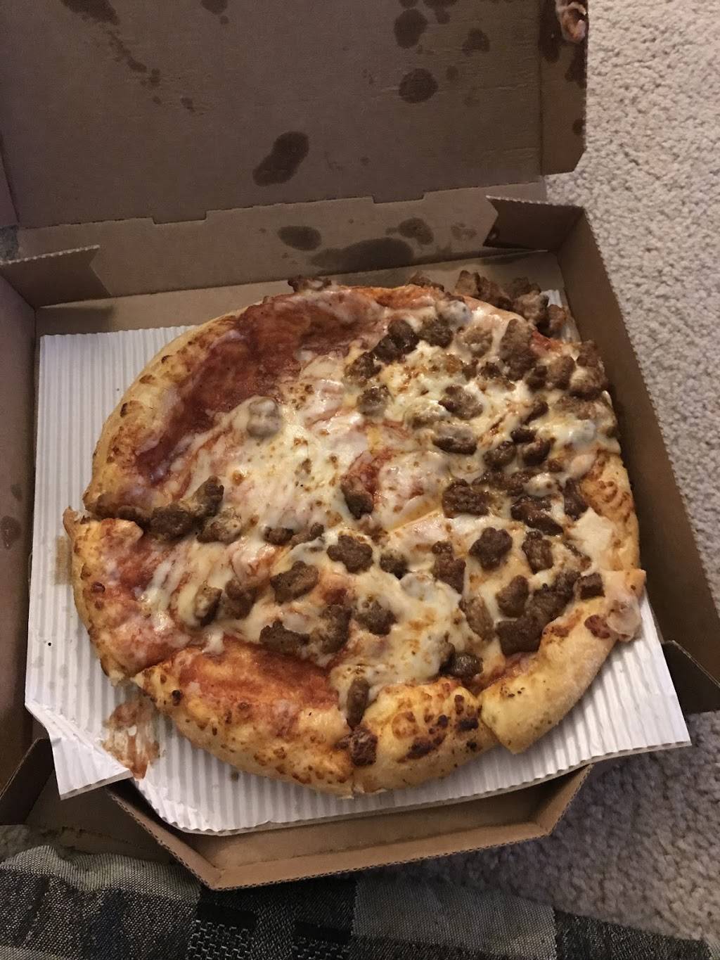 Pizza Hut | meal takeaway | 2485 S Main St, Harrisonburg, VA 22801, USA | 5404331821 OR +1 540-433-1821