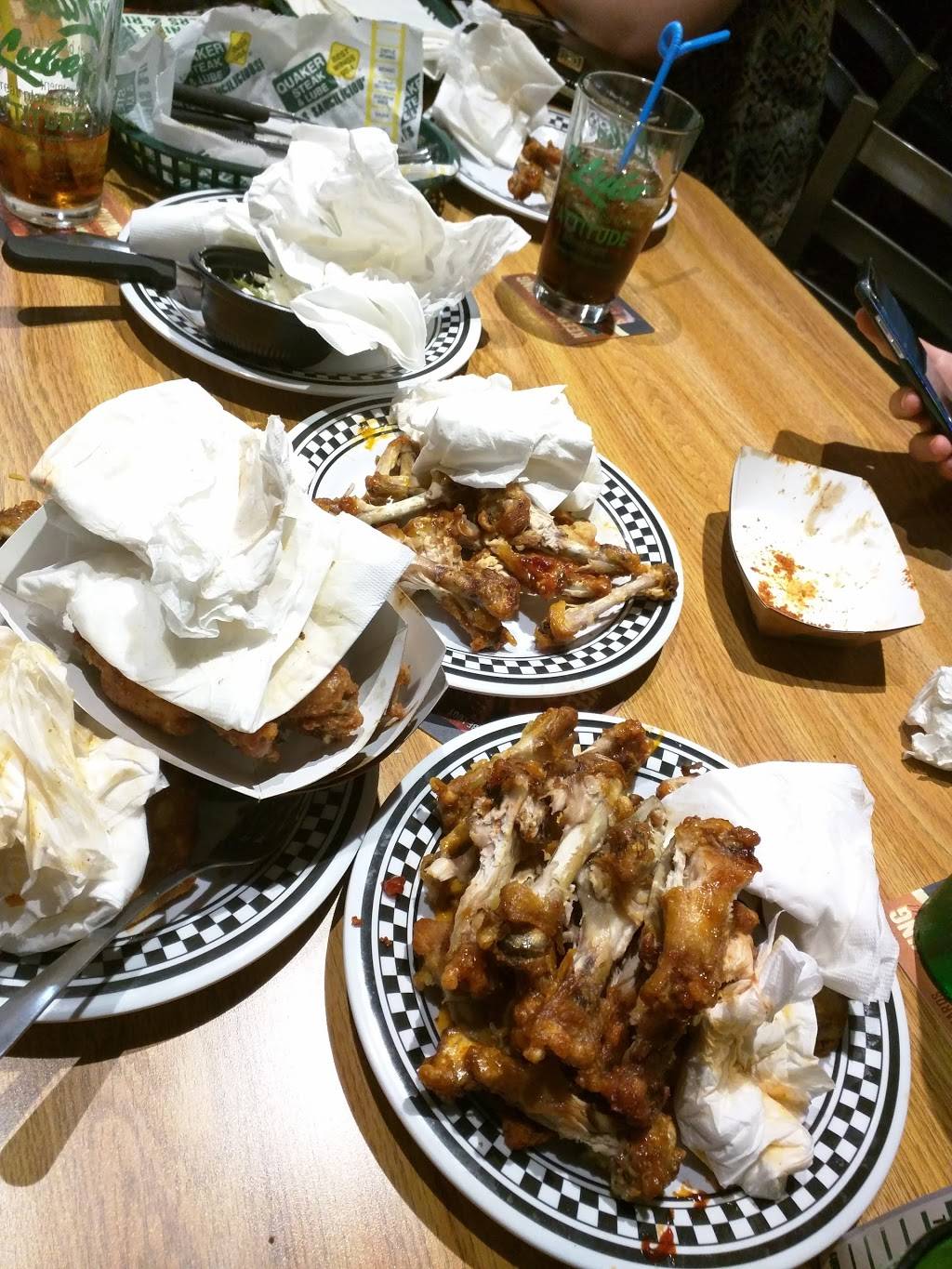 Quaker Steak & Lube | restaurant | 12832 Jefferson Ave, Newport News, VA 23608, USA | 7578745823 OR +1 757-874-5823