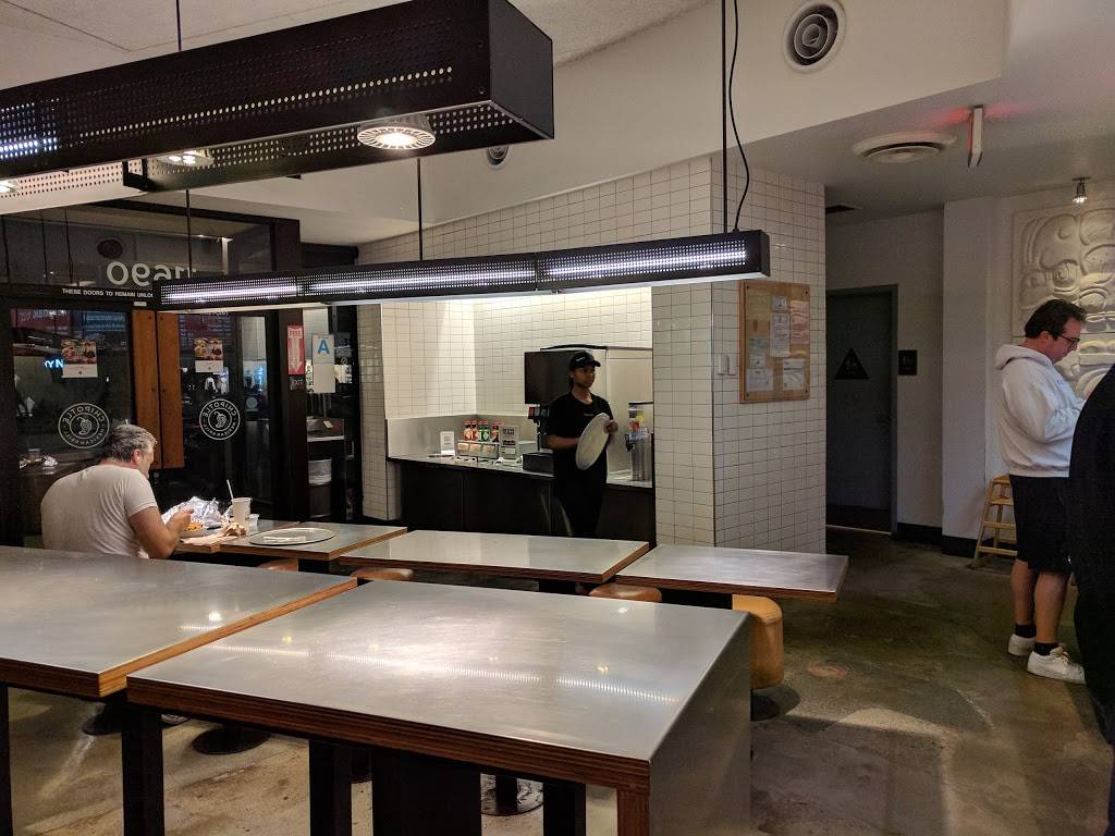 Chipotle Mexican Grill | restaurant | 11690 San Vicente Blvd, Los Angeles, CA 90049, USA | 4246524336 OR +1 424-652-4336
