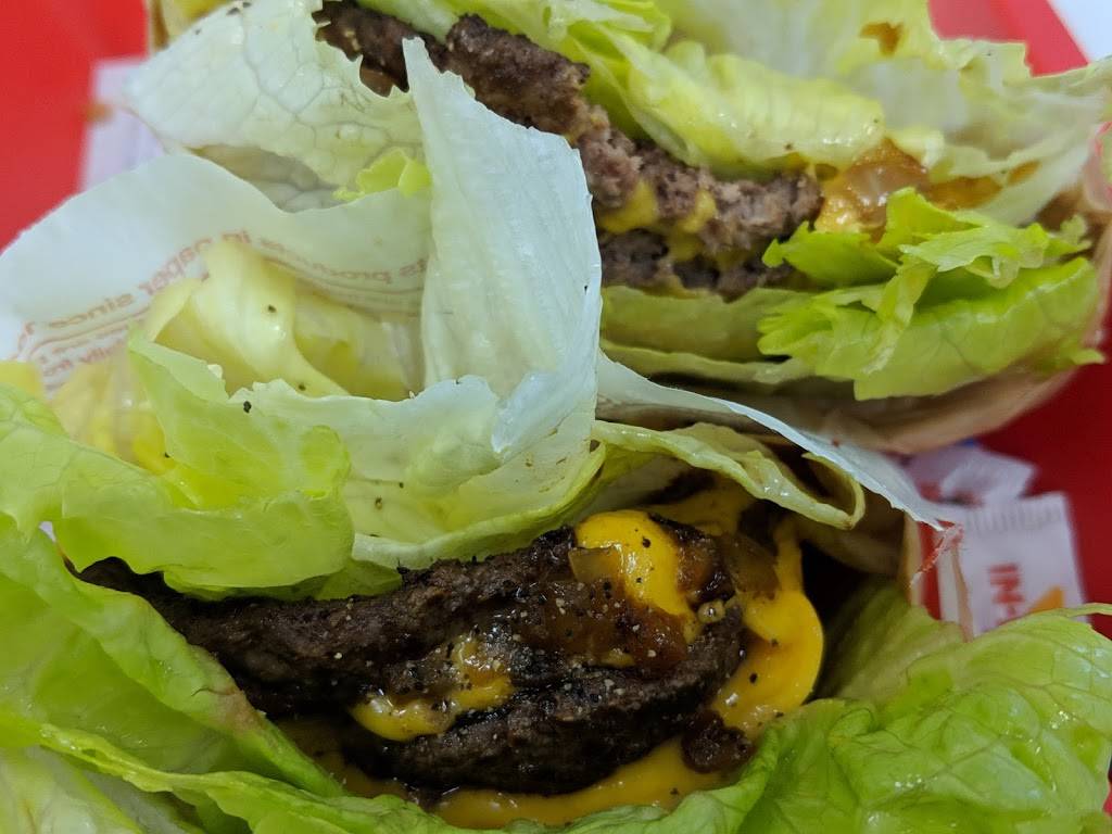 In-N-Out Burger | restaurant | 8180 N Cortaro Rd, Marana, AZ 85743, USA | 8007861000 OR +1 800-786-1000