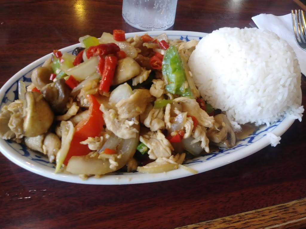 Chili Thai Restaurant | restaurant | 7406 27th St W, University Place, WA 98466, USA | 2535649099 OR +1 253-564-9099
