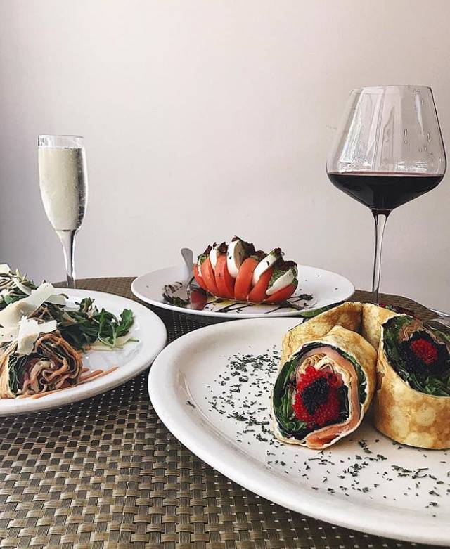 Les Crepes | restaurant | 9200 Stony Point Pkwy #152, Richmond, VA 23235, USA | 8044953650 OR +1 804-495-3650