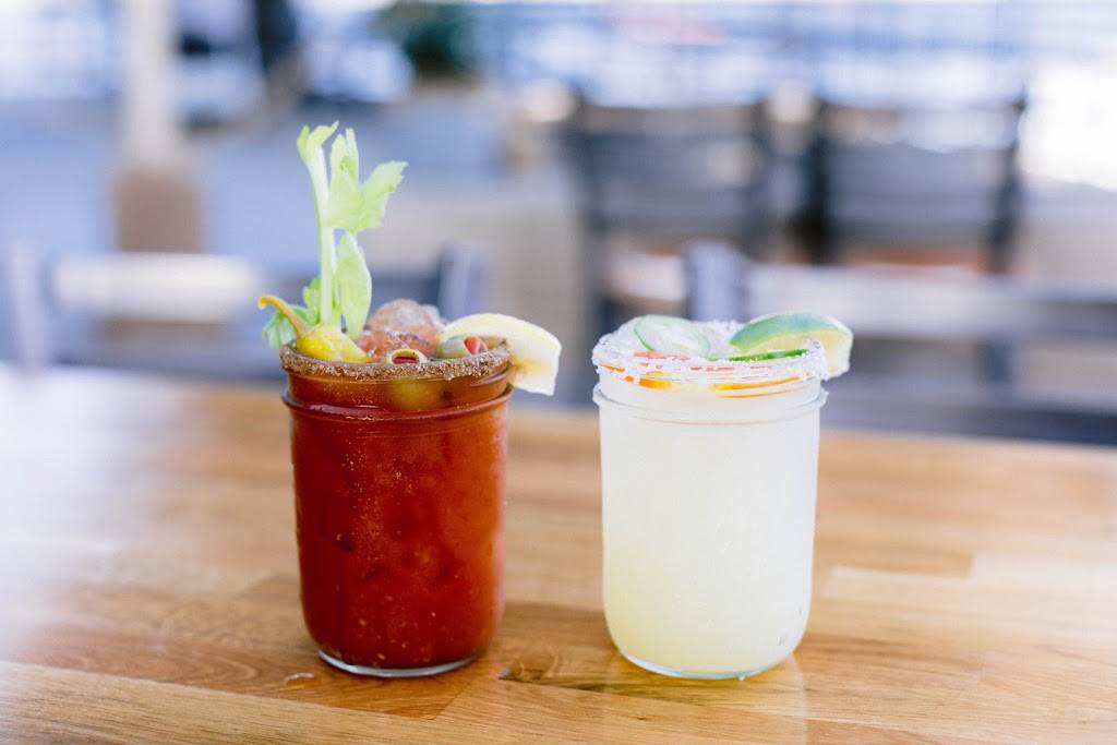 HOOKd Bar and Grill | restaurant | 2225 CA-154, Santa Barbara, CA 93105, USA | 8053508351 OR +1 805-350-8351