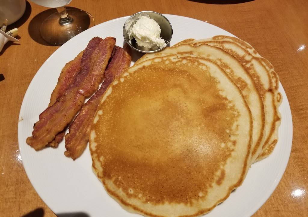 Fireside Grill | restaurant | 8330 Riverside Pkwy, Tulsa, OK 74137, USA | 8887483731 OR +1 888-748-3731