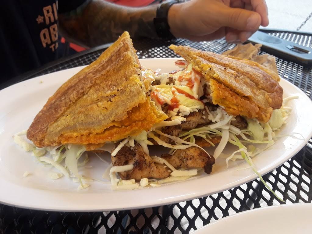 Maracaibo Mia Son Y Sazón | restaurant | 5691 S Semoran Blvd Unit C, Orlando, FL 32822, USA | 3212367131 OR +1 321-236-7131