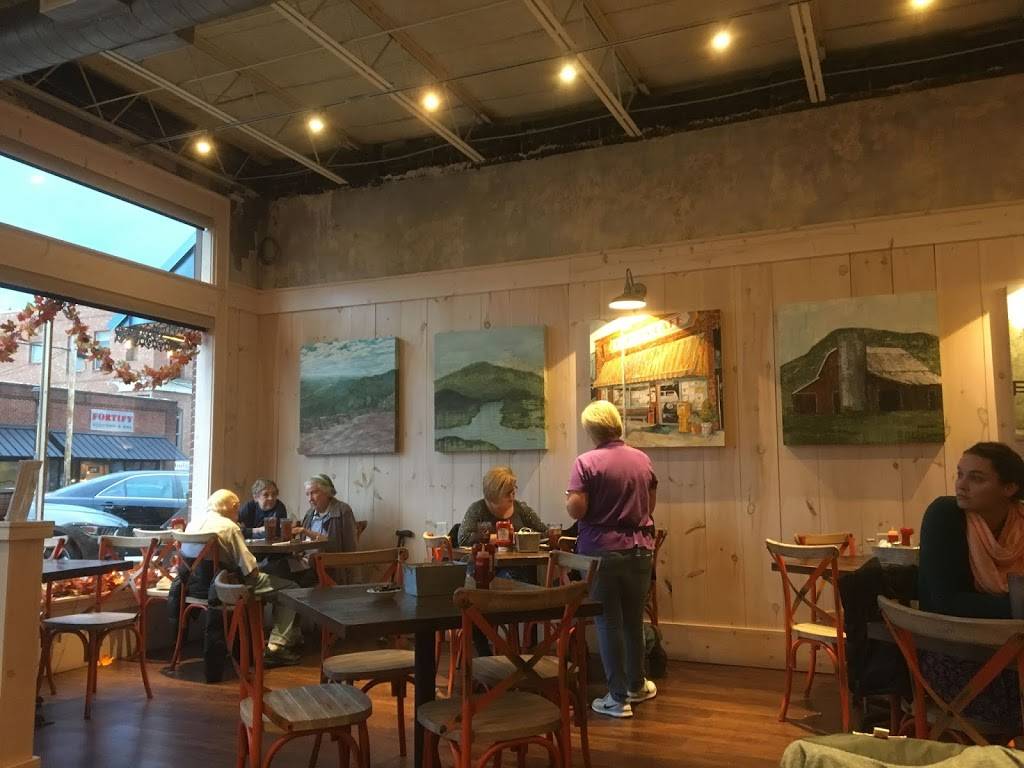 The Clayton Cafe | restaurant | 50 S Main St, Clayton, GA 30525, USA | 7062122233 OR +1 706-212-2233