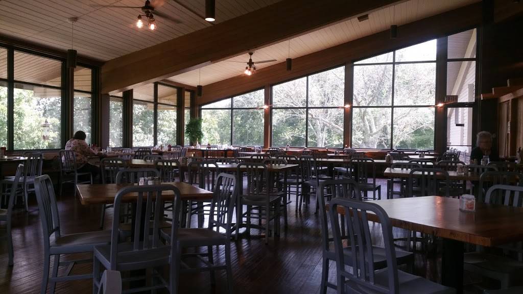 Crocketts Mill | restaurant | 1400 W Gaines St, Lawrenceburg, TN 38464, USA | 9317629541 OR +1 931-762-9541