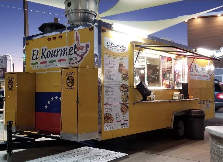 El Kourmet | restaurant | 25600 Westheimer Pkwy Suite 110, Katy, TX 77494, USA | 8328593095 OR +1 832-859-3095