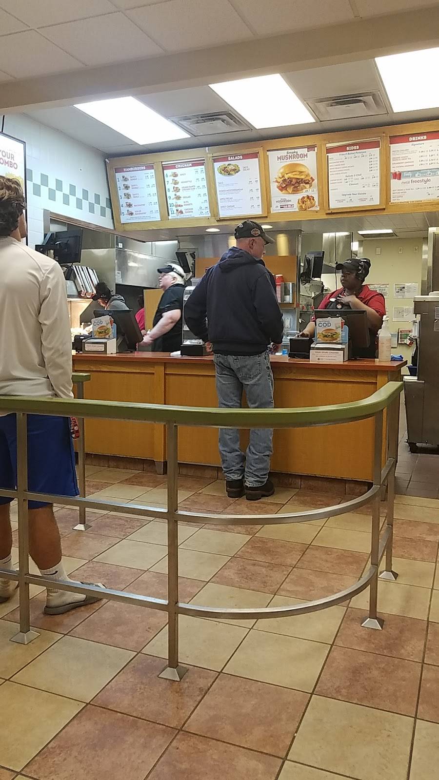 Wendys | restaurant | 9215 Evan Way, Bluffton, SC 29910, USA | 8437069444 OR +1 843-706-9444