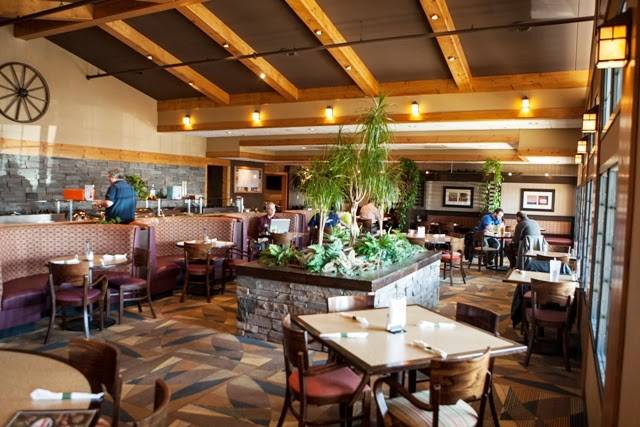 29 Pines Family Restaurant and Lodge Bar | restaurant | 5872 33rd Ave, Eau Claire, WI 54703, USA | 7158742929 OR +1 715-874-2929