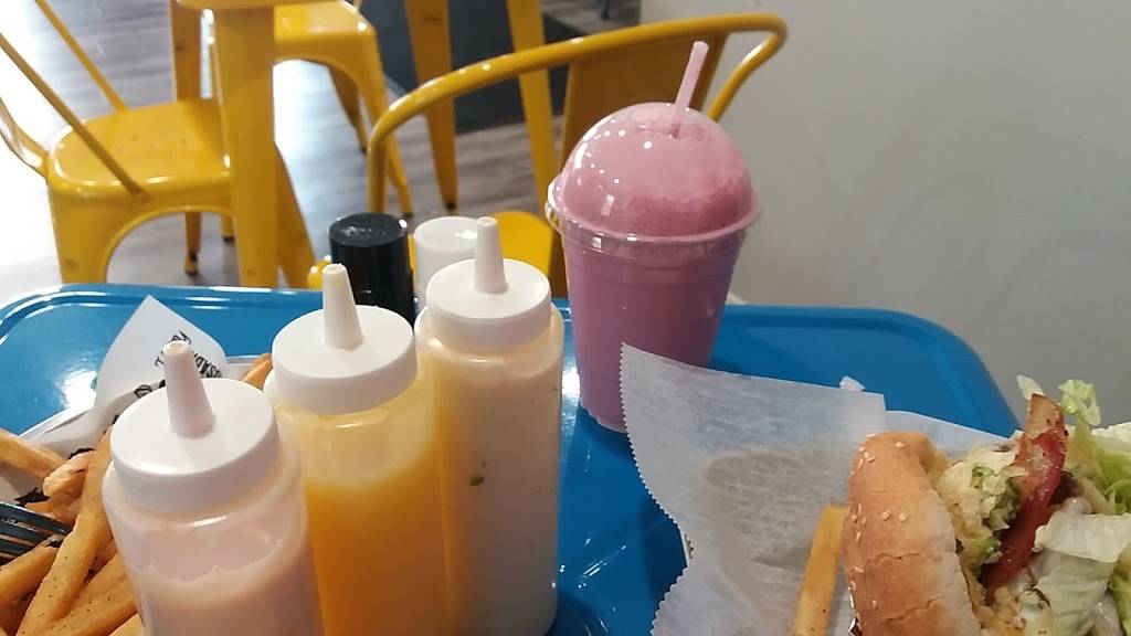 The Burger Temple | restaurant | 492 21st Ave, Paterson, NJ 07513, USA | 8622573637 OR +1 862-257-3637