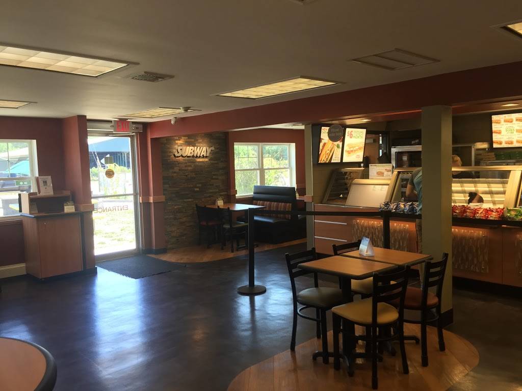 Subway | restaurant | 47 W State St, Granby, MA 01033, USA | 4132550077 OR +1 413-255-0077