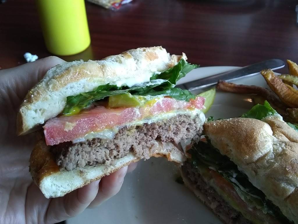 The Guilty Plate Diner | restaurant | 164 Porters Point Rd, Colchester, VT 05446, USA | 8023992011 OR +1 802-399-2011