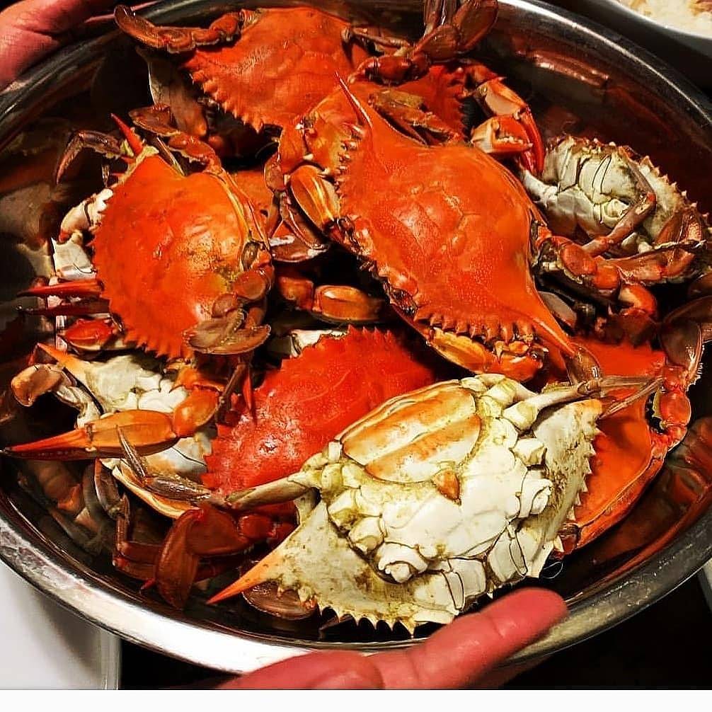 Peppers Restaurant and Twerk Bar | restaurant | 2643 W Sergeant St, Philadelphia, PA 19132, USA | 2159821618 OR +1 215-982-1618