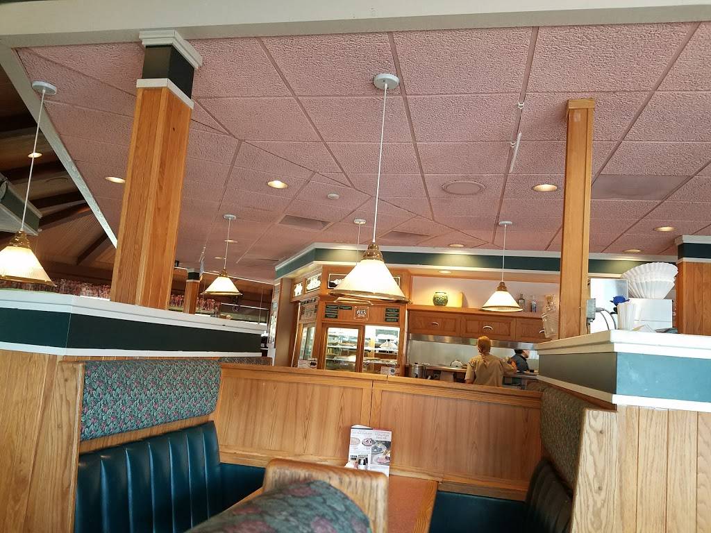 Sharis Cafe and Pies | bakery | 7451 SW Garden Home Rd, Portland, OR 97223, USA | 5032933143 OR +1 503-293-3143