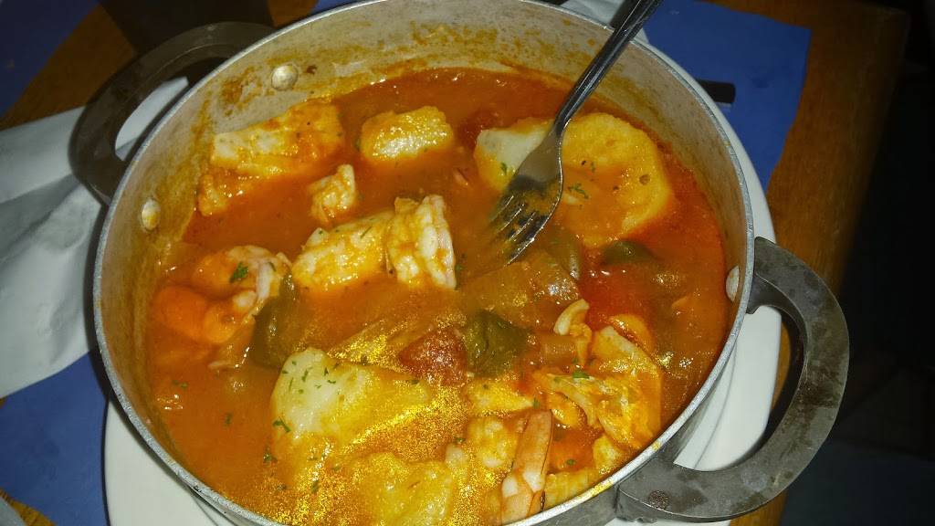 IV Seasons Restaurant | restaurant | 373 Central St, Lowell, MA 01852, USA | 9784529044 OR +1 978-452-9044