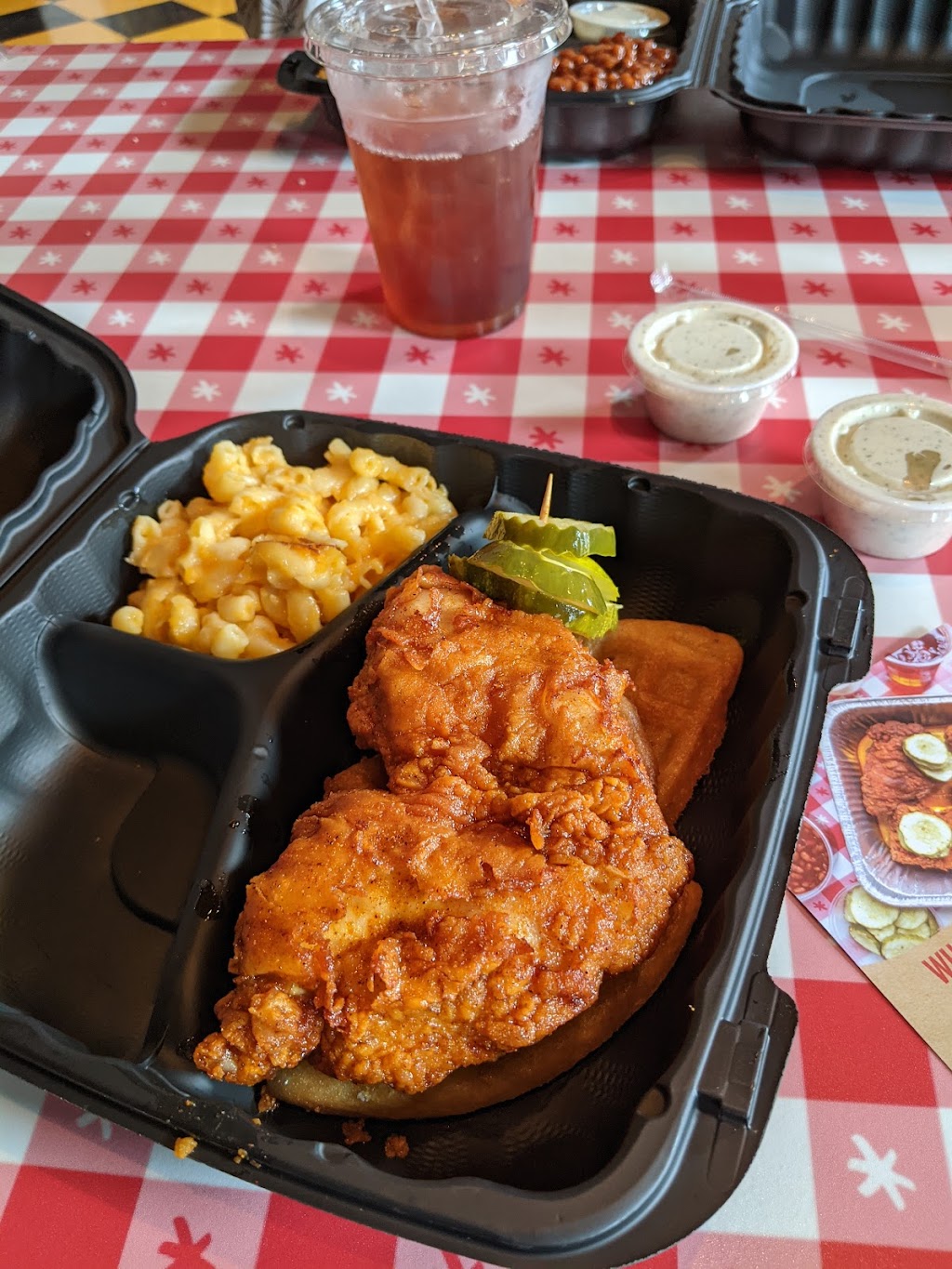 Hot Chicken Takeover | restaurant | 59 Spruce St, Columbus, OH 43215, USA | 6148004538 OR +1 614-800-4538