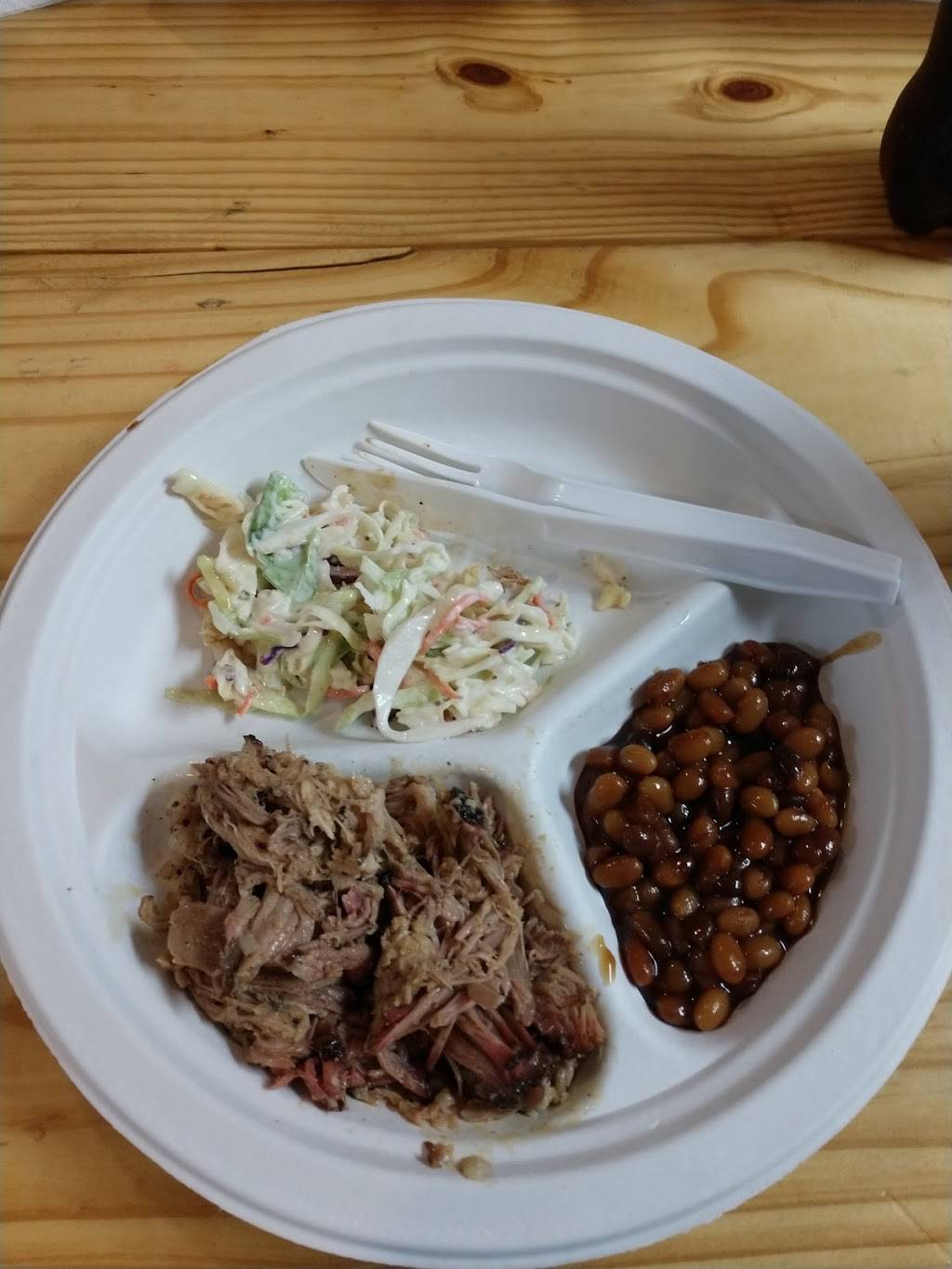 Straight From Texas Bar-B-Que | restaurant | 306 North St, Richmond, KY 40475, USA | 8596252147 OR +1 859-625-2147