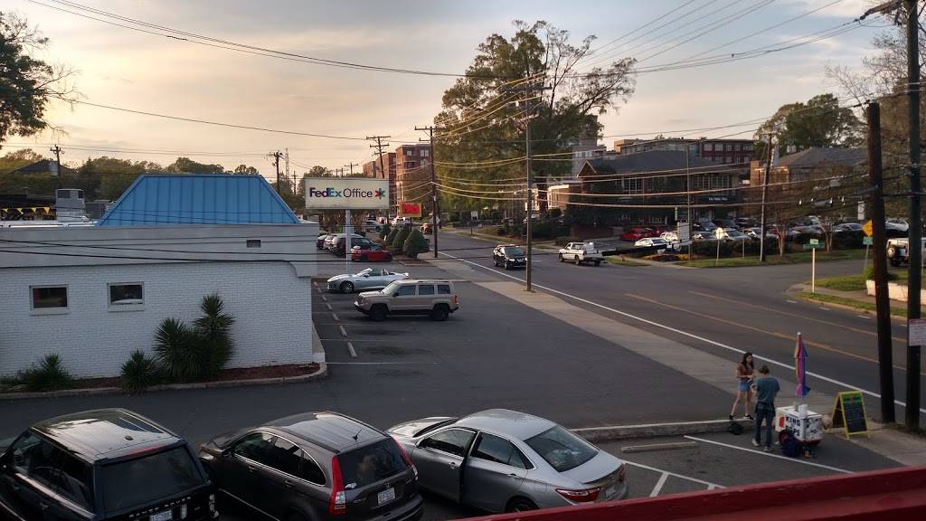 JJs Red Hots | restaurant | 1514 East Blvd, Charlotte, NC 28203, USA | 9802258880 OR +1 980-225-8880