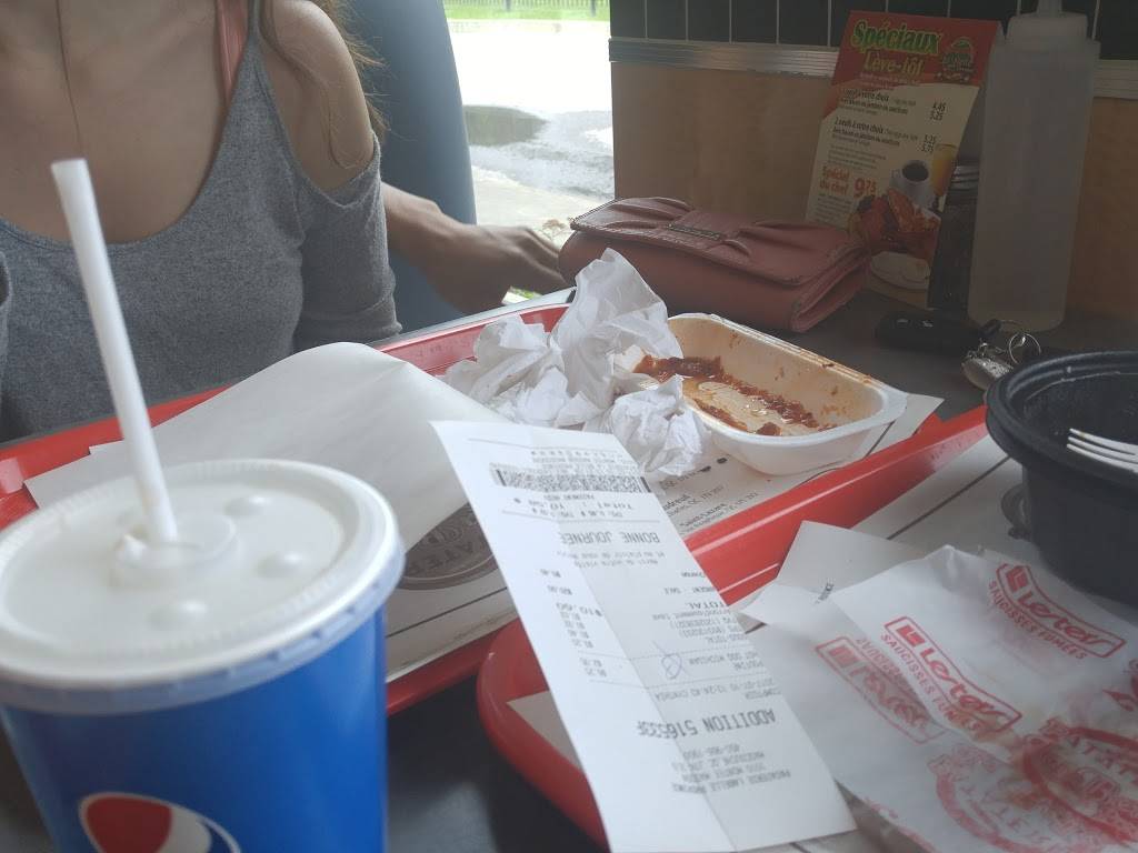 Restaurant Pataterie La Belle Province | restaurant | 1010 Montée Masson, Mascouche, QC J7K 2L7, Canada | 4509661900 OR +1 450-966-1900