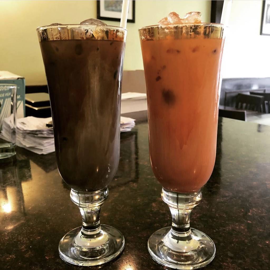 Prik Thai Kitchen | restaurant | 47-16 30th Ave, Astoria, NY 11103, USA | 7187771502 OR +1 718-777-1502