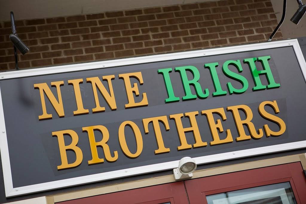 Nine Irish Brothers | restaurant | 575 Massachusetts Ave, Indianapolis, IN 46204, USA | 3179640990 OR +1 317-964-0990
