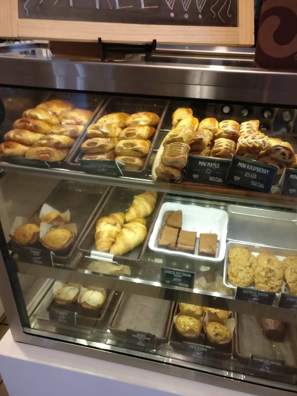 McDonalds | cafe | 1850 Baseline Rd, Nepean, ON K2L 0C6, Canada | 6137235719 OR +1 613-723-5719