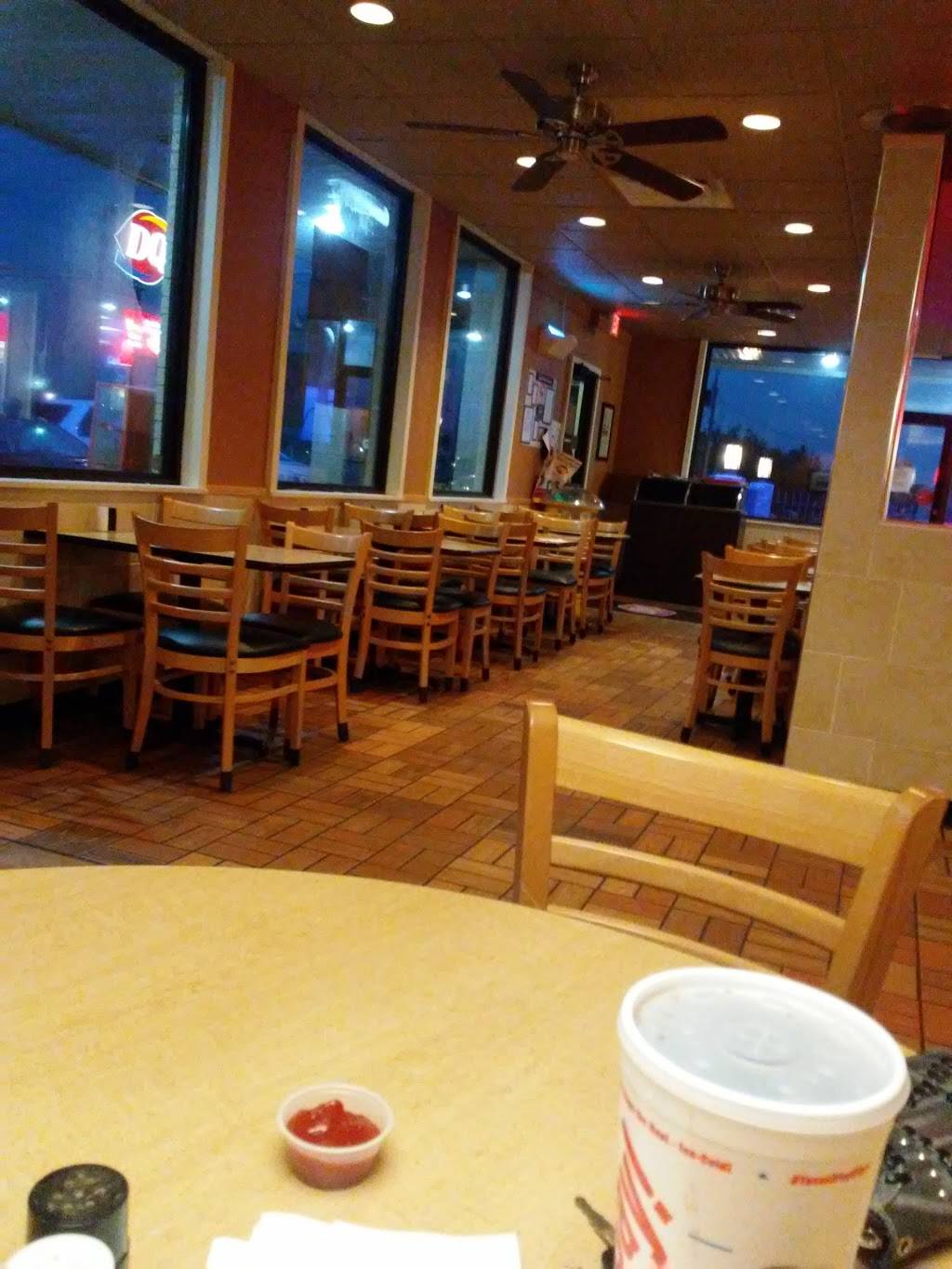 Dairy Queen | restaurant | 334 W Main St, Gun Barrel City, TX 75156, USA | 9038872929 OR +1 903-887-2929