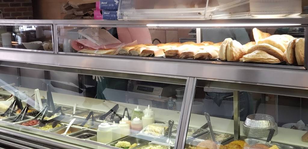 Mendelsohns Pizza | restaurant | 4418 18th Ave, Brooklyn, NY 11204, USA | 7188540600 OR +1 718-854-0600