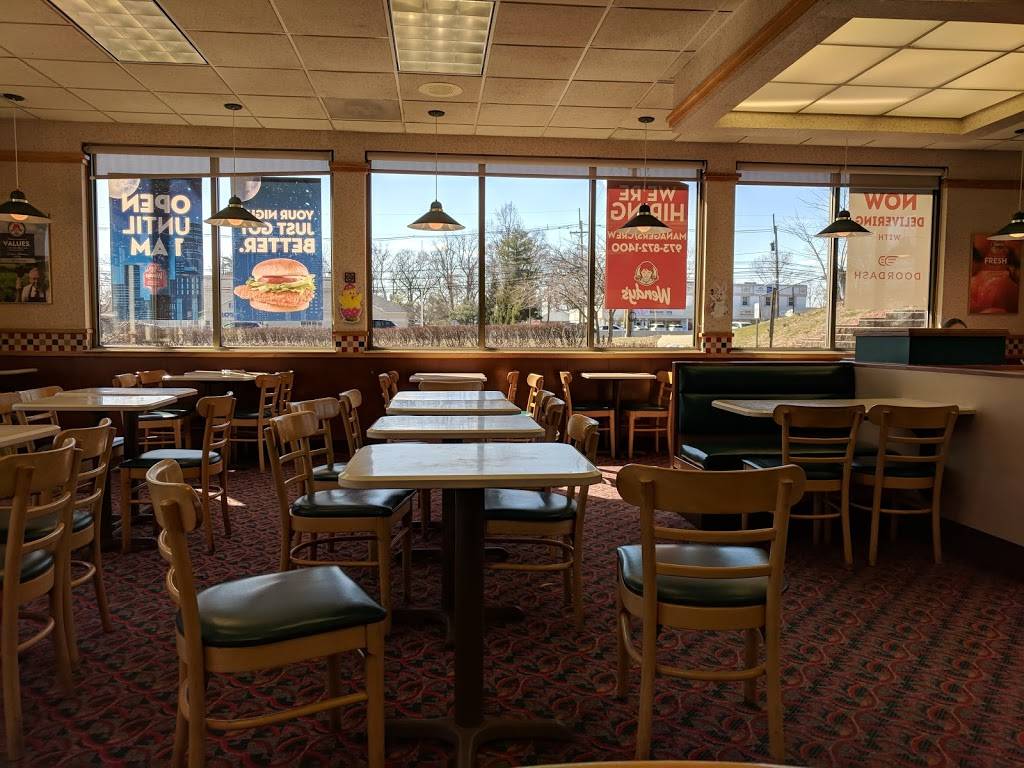 Wendys | restaurant | 1560 NJ-23, Wayne, NJ 07470, USA | 9738721400 OR +1 973-872-1400