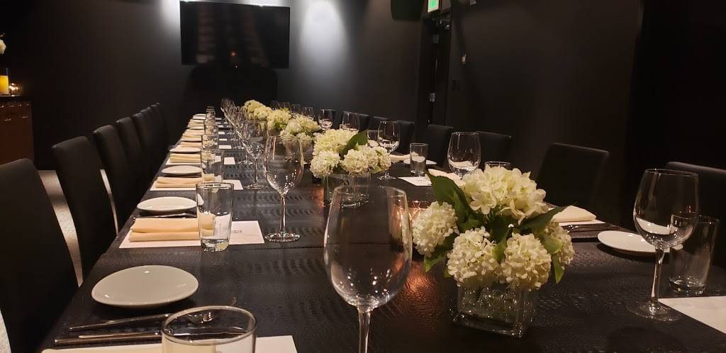 STK Nashville | restaurant | 700 12th Ave S, Nashville, TN 37203, USA | 6156193500 OR +1 615-619-3500