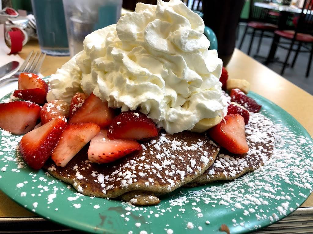 Real Food Cafe LLC | restaurant | 2419 Eastern Ave SE, Grand Rapids, MI 49507, USA | 6162414080 OR +1 616-241-4080