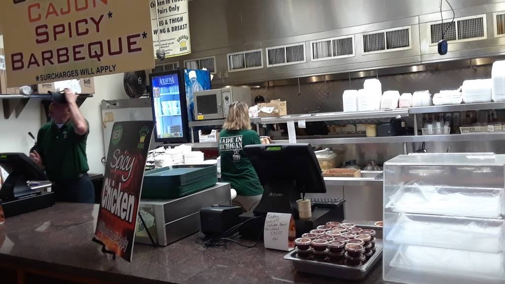 Chicken King | restaurant | 32663 Grand River Ave, Farmington, MI 48336, USA | 2484279910 OR +1 248-427-9910