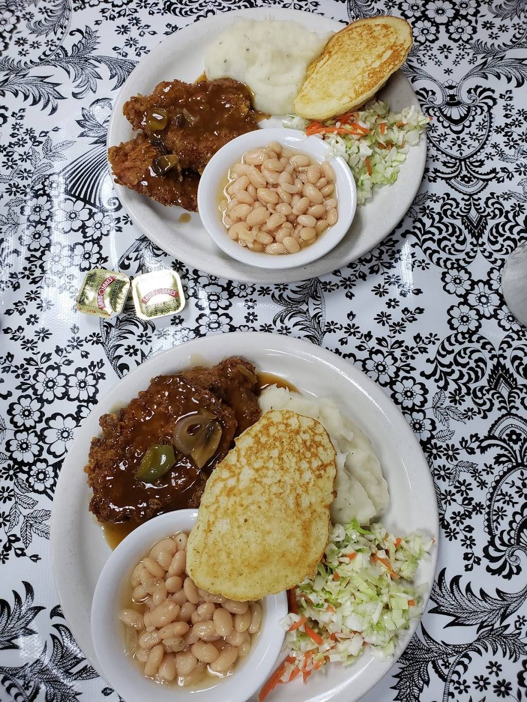 Bumpus Meals Diner | restaurant | 3144 TN-120, Bumpus Mills, TN 37028, USA | 9312328080 OR +1 931-232-8080