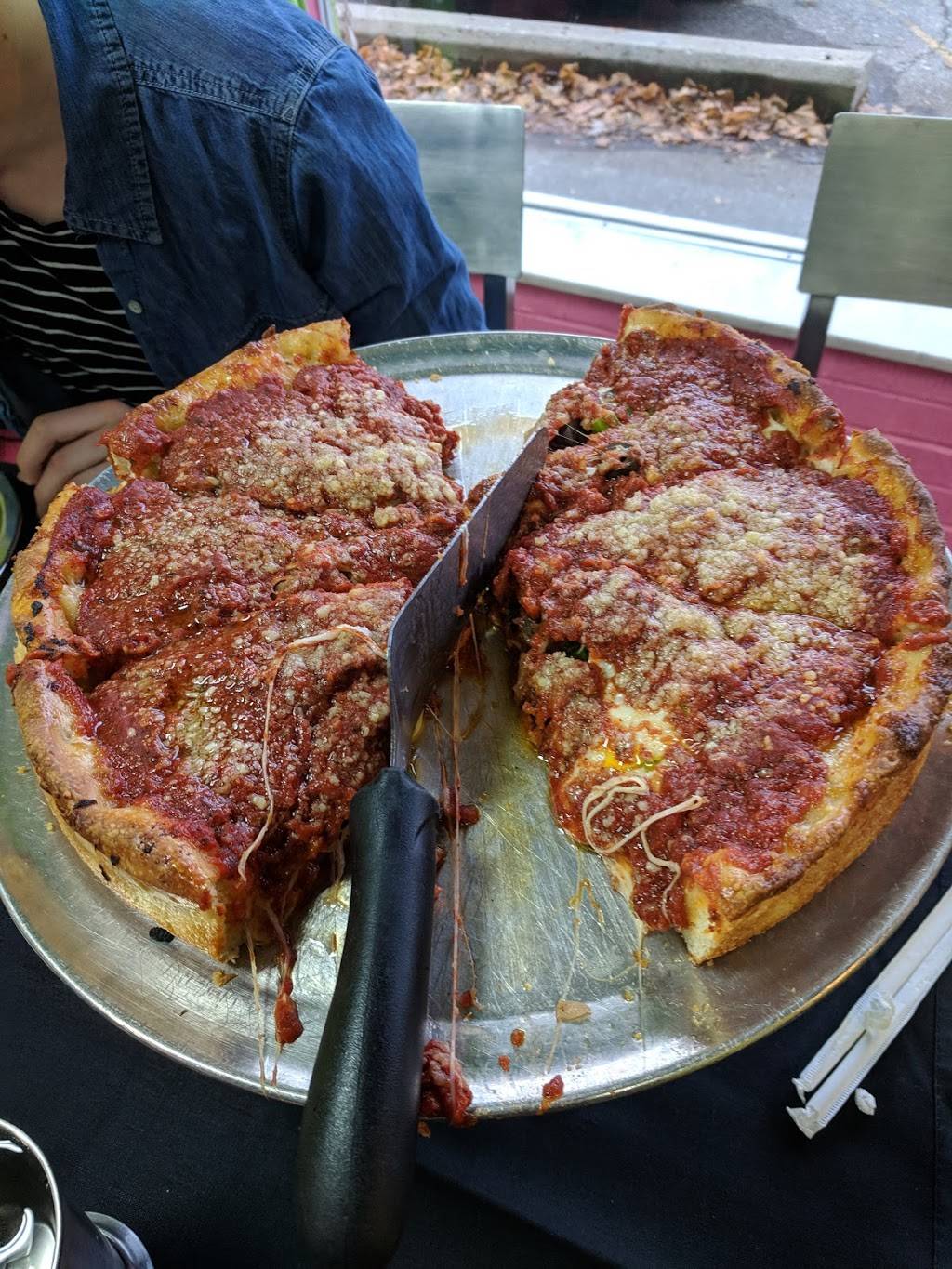 Anthonys Gourmet Pizza | restaurant | 1924 Packard St, Ann Arbor, MI 48104, USA | 7346622500 OR +1 734-662-2500