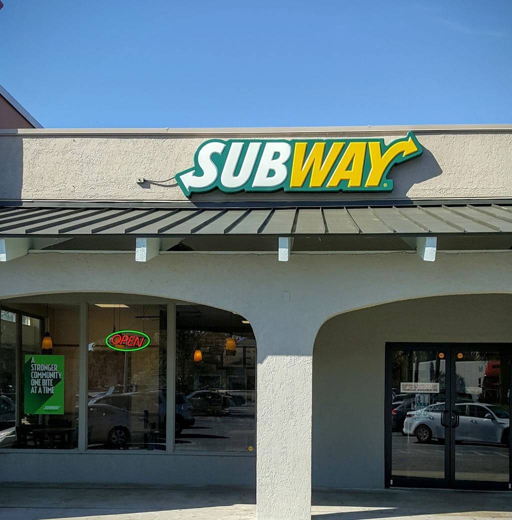 Subway Restaurants | restaurant | 318 Johnny Mercer Blvd Unit E Wilmington Island Shopping Ctr, Savannah, GA 31410, USA | 9128979615 OR +1 912-897-9615