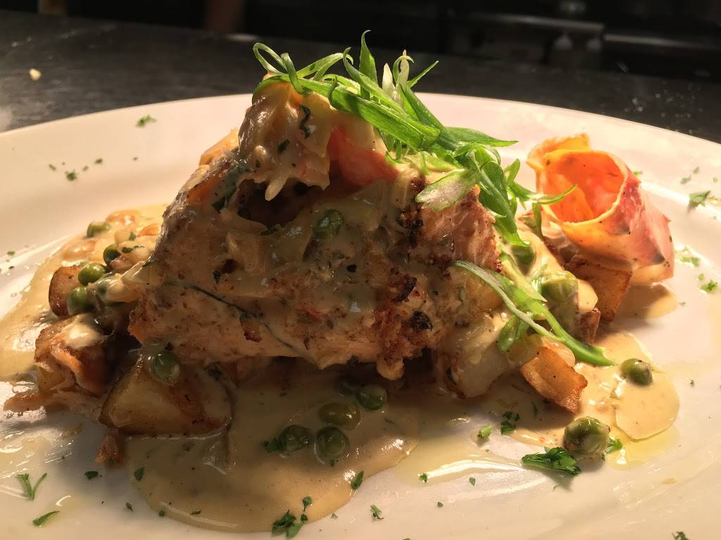 Vitos Italian Restaurant | restaurant | 116 Bartram Oaks Walk #101, Jacksonville, FL 32259, USA | 9044293868 OR +1 904-429-3868