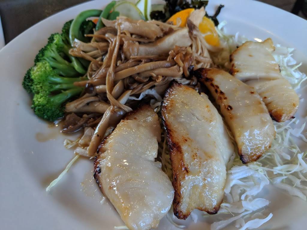 Hanami Sushi | restaurant | 4454 Van Nuys Blvd, Sherman Oaks, CA 91403, USA | 8189867060 OR +1 818-986-7060