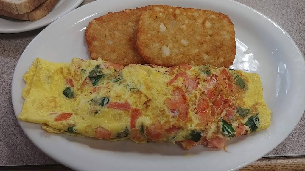 Methuen Family Restaurant | restaurant | 246 Broadway, Methuen, MA 01844, USA | 9786837050 OR +1 978-683-7050