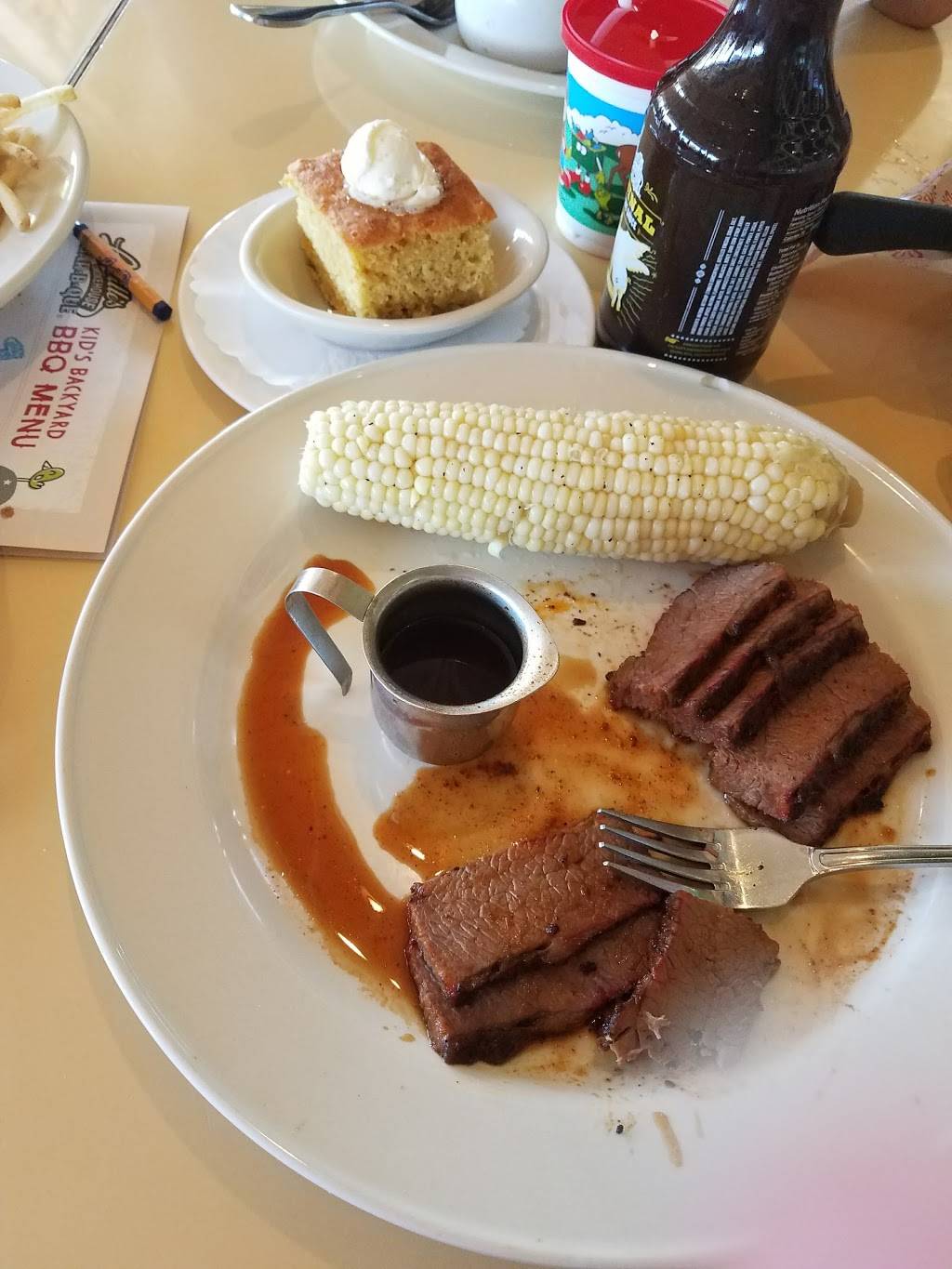 Lucilles Smokehouse Bar-B-Que | restaurant | 6628 Lonetree Blvd, Rocklin, CA 95765, USA | 9167807427 OR +1 916-780-7427