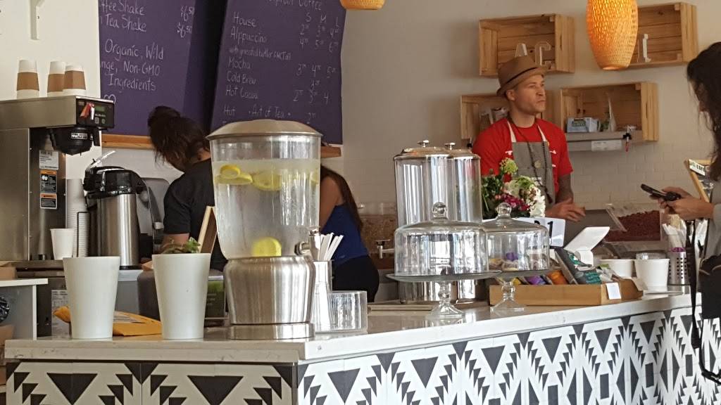 Açai Jungle Bowls Cafe | cafe | 326 N Victory Blvd, Burbank, CA 91502, USA | 8188597199 OR +1 818-859-7199