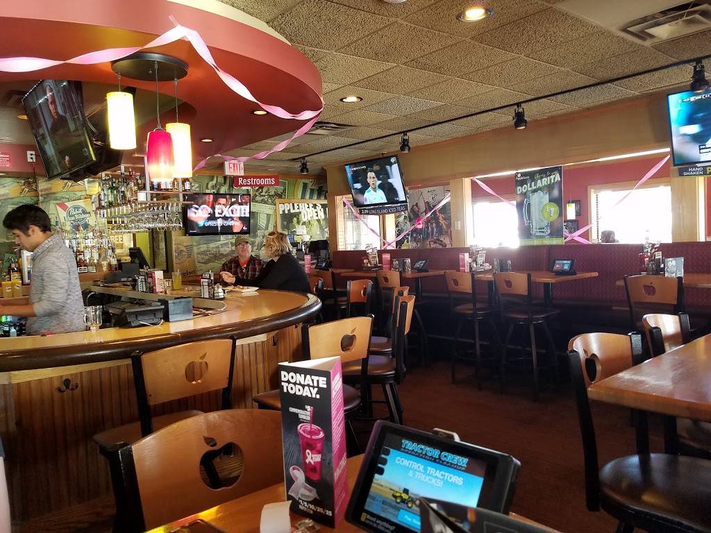 Applebees Grill + Bar | restaurant | 3040 E College Ave, Appleton, WI 54915, USA | 9209548771 OR +1 920-954-8771