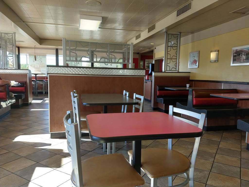 Carls Jr. | restaurant | 1320 N San Fernando Blvd, Burbank, CA 91504, USA | 8188453396 OR +1 818-845-3396