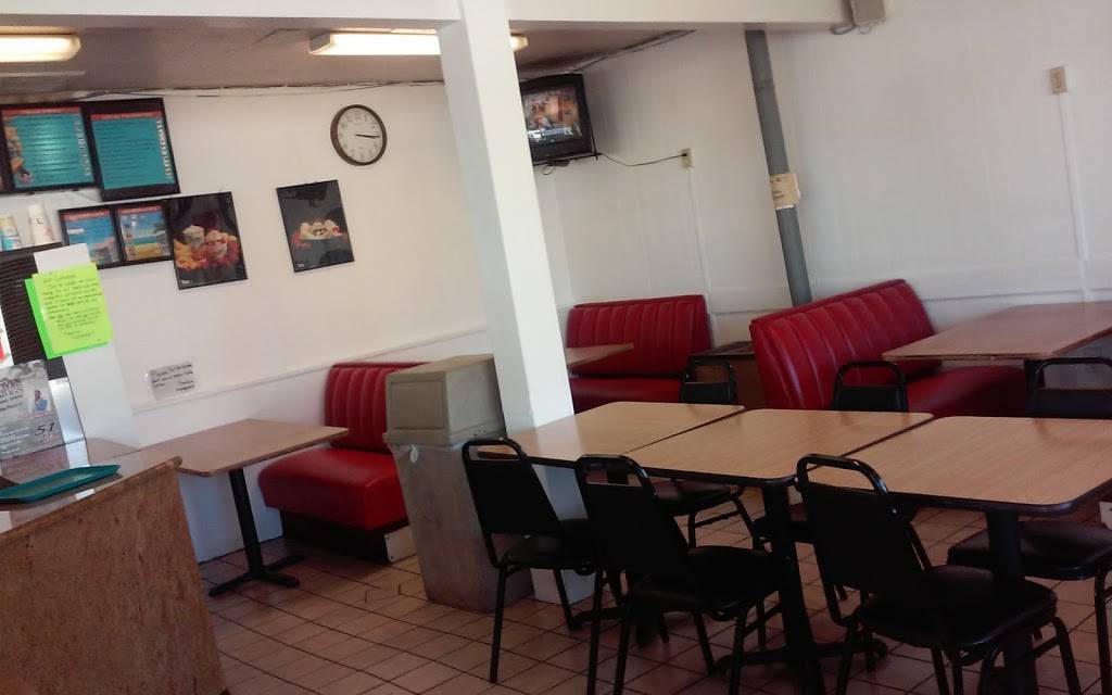 Fosters Freeze | restaurant | 1401 N Winton Way, Atwater, CA 95301, USA | 2093582341 OR +1 209-358-2341