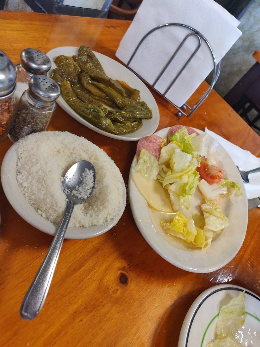 Joes Resturant | restaurant | 927 Jay St, Utica, NY 13501, USA | 3157329808 OR +1 315-732-9808