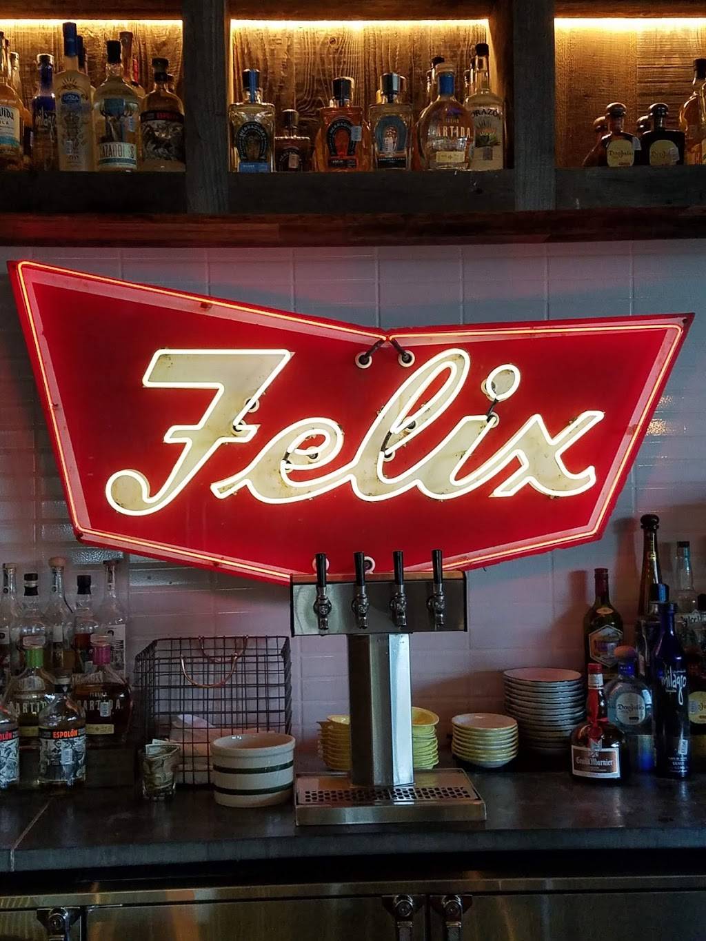 Superica | restaurant | 1801 N Shepherd Dr #B, Houston, TX 77008, USA | 7139553215 OR +1 713-955-3215